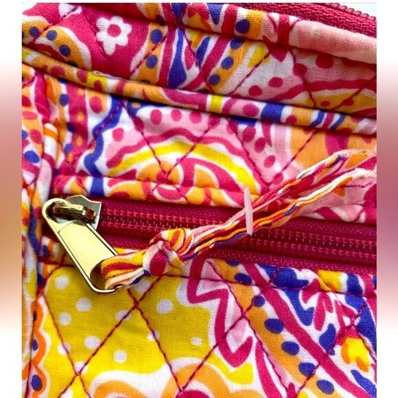 Jordan Accessories NYC Bag Paisley Quilted  Zip Shoulder Strap Colorful Fabric - Picture 3 of 8